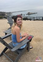 ATK Girlfriends: Dez Hansen (ATK Girlfriends Dez Hansen Photo Set)