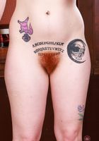 Kitty shows off her impressive gape, Kitty Strange (kit042) ATK Natural & Hairy: Kitty Strange (Kitty shows off her impressive gape)