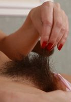 Hairy Kristina shows off her bush, Clara (kri064) ATK Archives: Clara (Hairy Kristina shows off her bush)