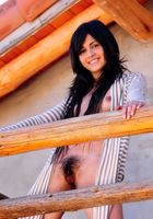 Paz in exotic and hairy, Paz (paz001) ATK Petites: Paz (Paz in exotic and hairy)