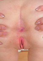 ATK Galleria: Raylin Ann (Raylin Ann loves her reflection)