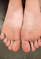 Sara Luv is one hot and naughty tease with her feet, Sara Luvv (sar089) ATK Petites: Sara Luvv (Sara Luv is one hot and naughty tease with her feet)