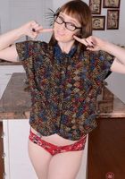 Thelma Sleaze in young and hairy, Thelma Sleaze (the013) ATK Natural & Hairy: Thelma Sleaze (Thelma Sleaze in young and hairy)