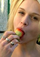 ATK Archives: Violet (Violet in masturbation)